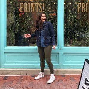 Meet your Posher, Meg!